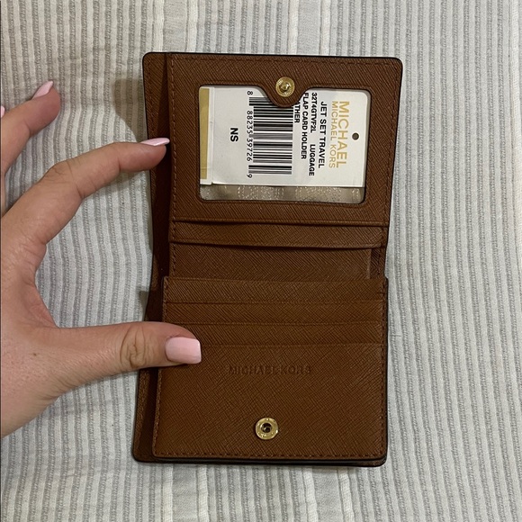 Michael Kors Tan Leather Card Holder - Picture 2 of 4